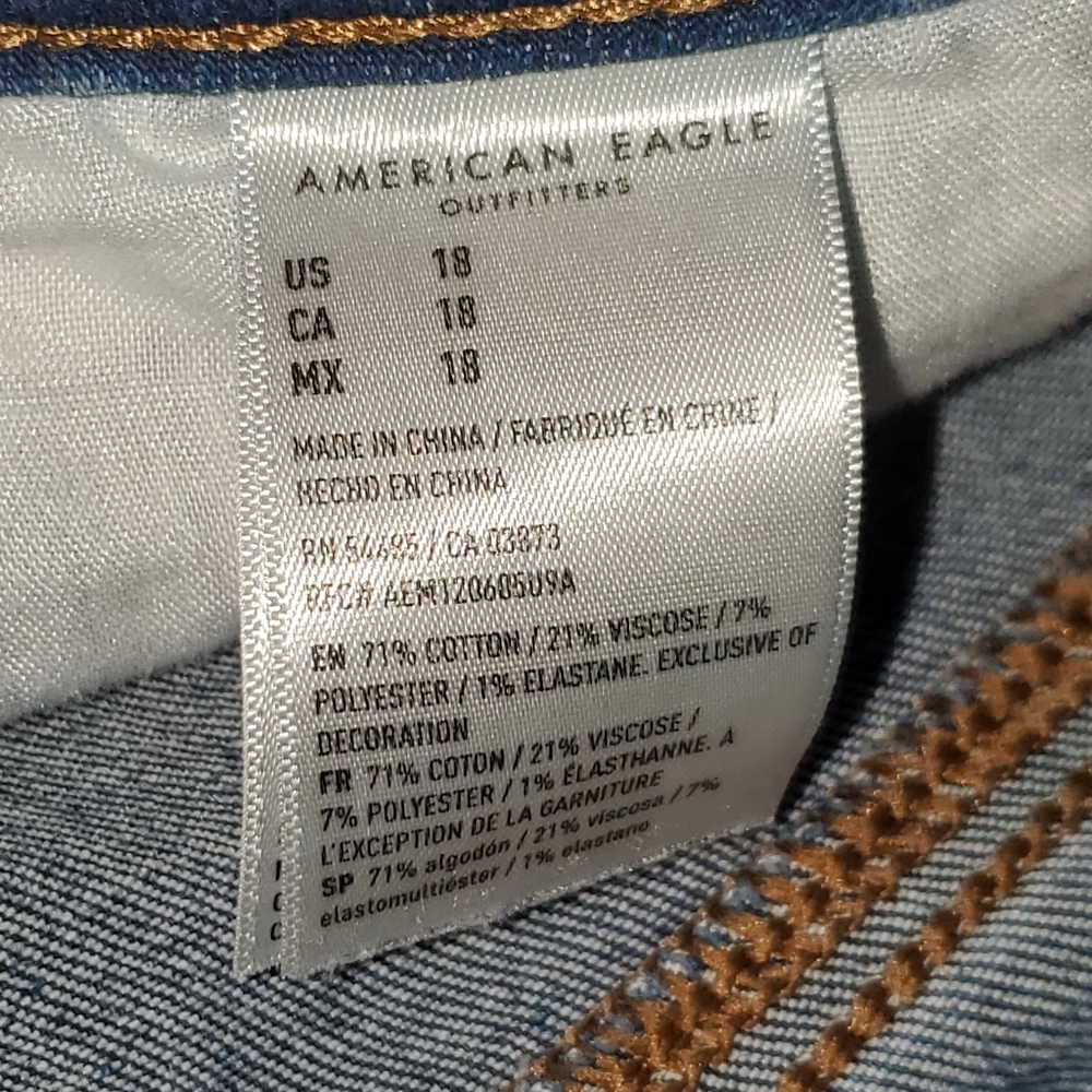 American Eagle Shorts Size 18
